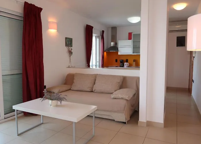 아파트 Milevoj-6 By Interhome *