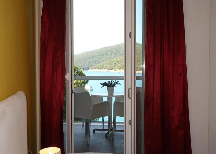 아파트 Milevoj-6 By Interhome 라벡