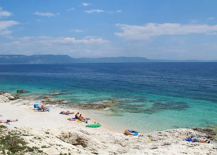 Milevoj-6 By Interhome 라벡